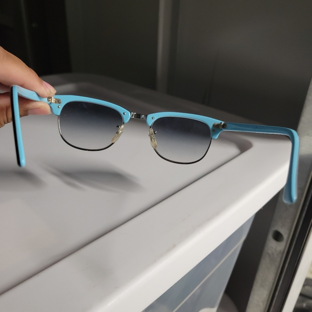 Rayban women's clubmaster sunglasses in black and powder blue - Picture 5 of 6